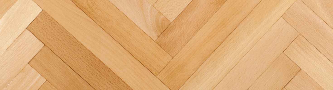 Comment nettoyer et entretenir un parquet massif ?
